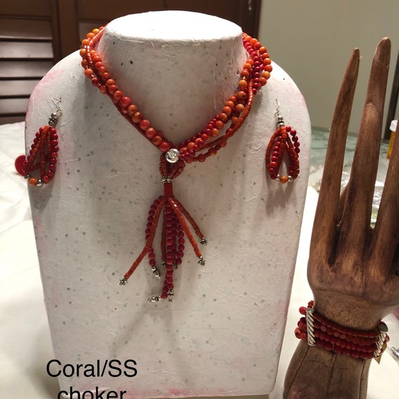 Coral and silver set - Picture 1 of 7
